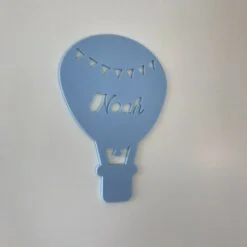 Luftballon navneskilt - farvet akryl